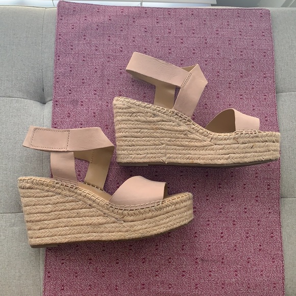 Franco Sarto Wedges - Picture 2 of 7
